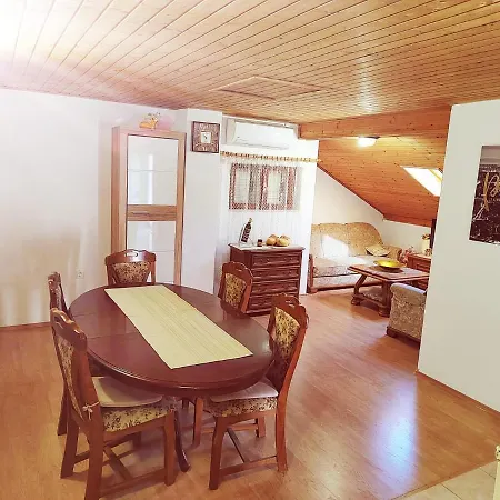 Didovina House *