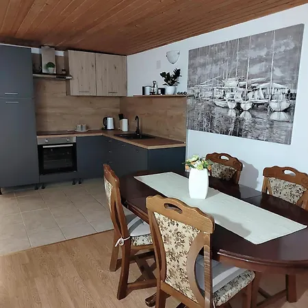 아파트 Didovina House